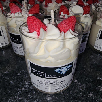 Strawberries & Cream Candle - 11 Ounces